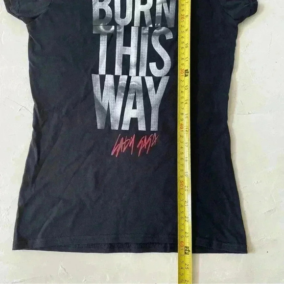 Lady Gaga Born This Way Black T-Shirt Concert Tour A Star is Born Size S - Picture 7 of 8
